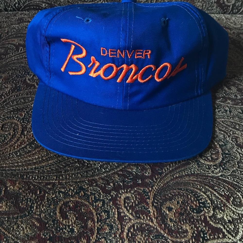 VINTAGE DENVER BRONCOS SNAPBACK